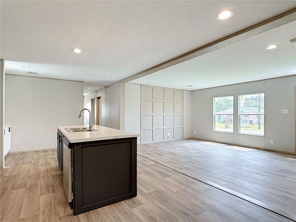 En Venta: $339,900 (3 camas, 2 baños, 1568 Pies cuadrados)