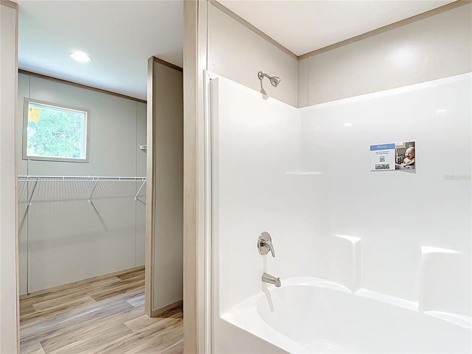 En Venta: $339,900 (3 camas, 2 baños, 1568 Pies cuadrados)
