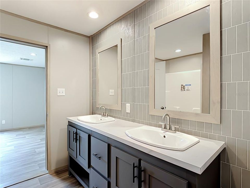 En Venta: $339,900 (3 camas, 2 baños, 1568 Pies cuadrados)