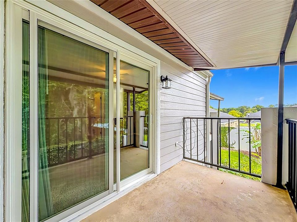 For Rent: $1,300 (2 beds, 1 baths, 1260 Square Feet)