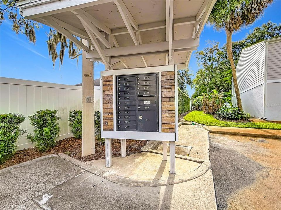 For Rent: $1,300 (2 beds, 1 baths, 1260 Square Feet)