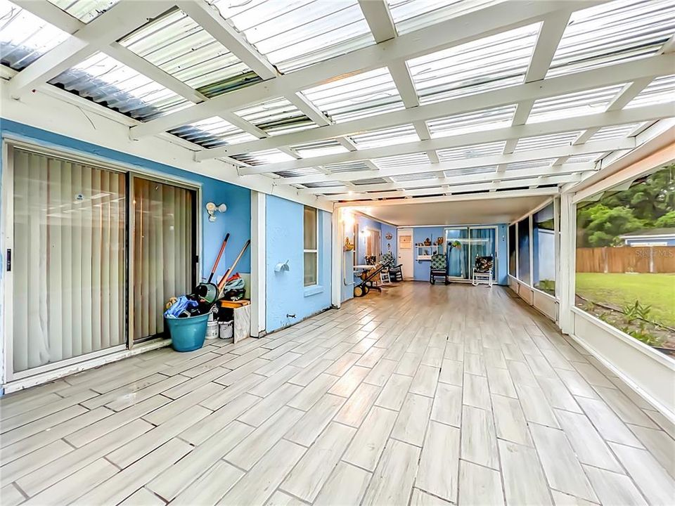En Venta: $459,000 (4 camas, 2 baños, 1857 Pies cuadrados)