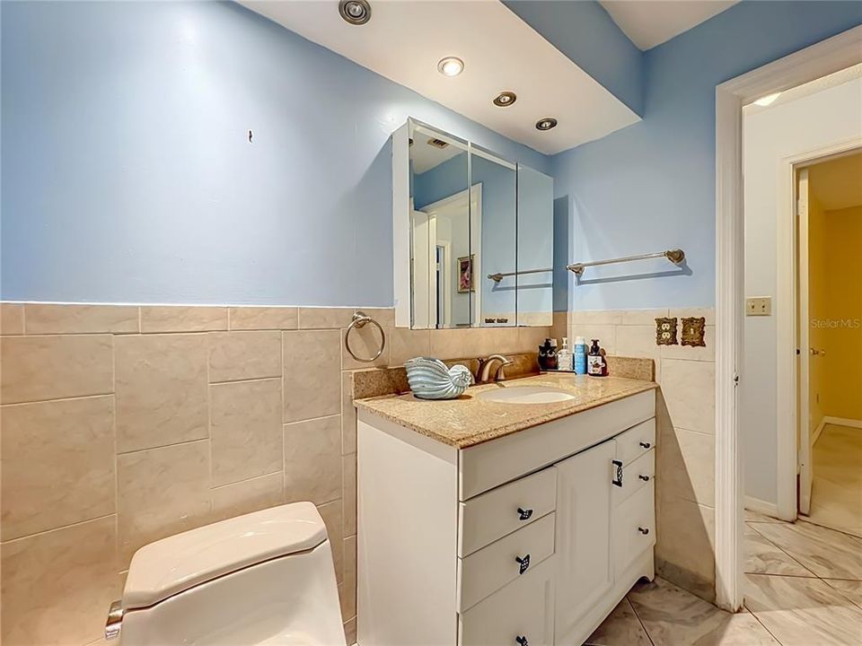 En Venta: $459,000 (4 camas, 2 baños, 1857 Pies cuadrados)