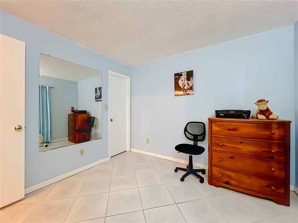 En Venta: $459,000 (4 camas, 2 baños, 1857 Pies cuadrados)