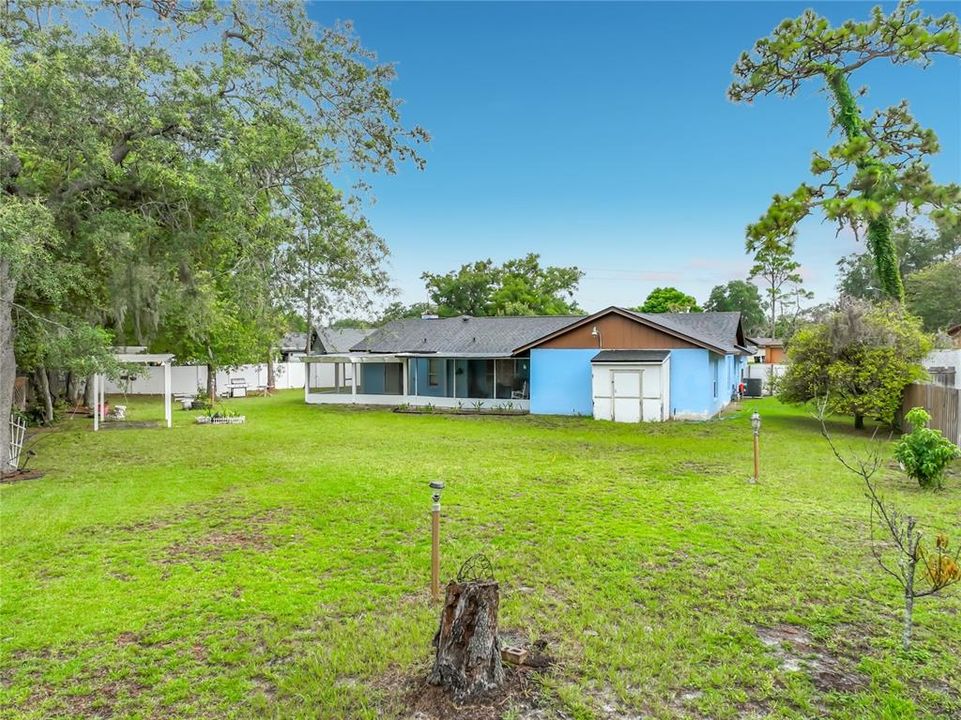En Venta: $459,000 (4 camas, 2 baños, 1857 Pies cuadrados)