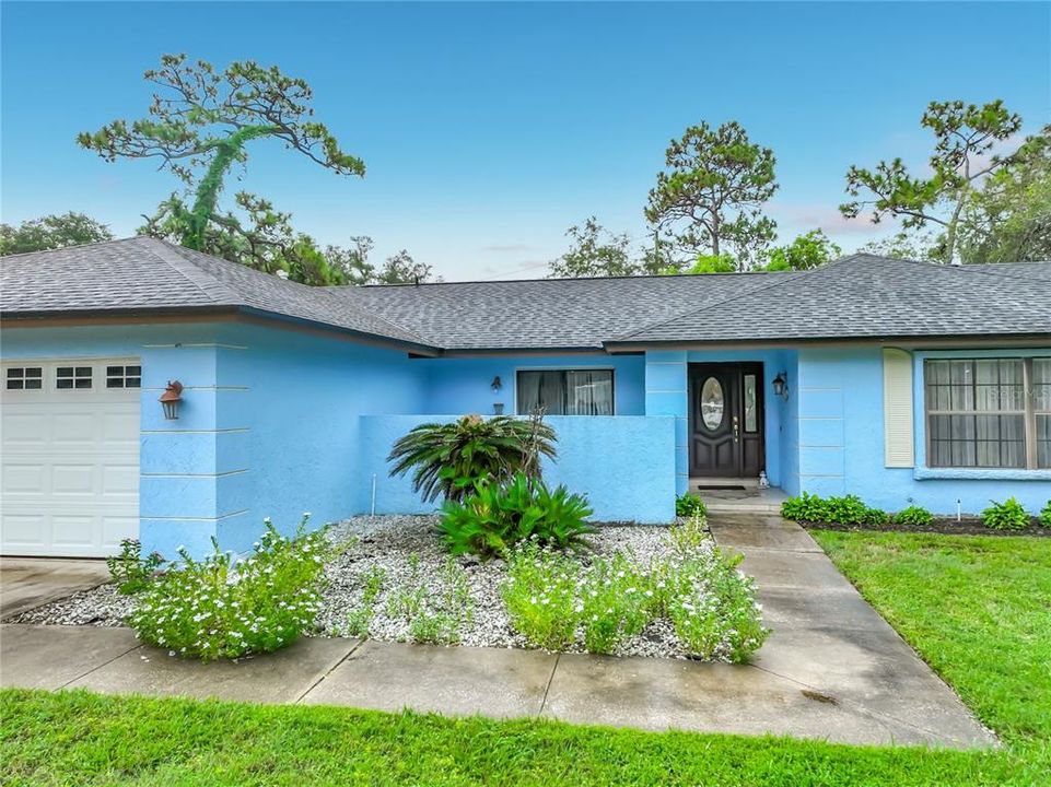 En Venta: $459,000 (4 camas, 2 baños, 1857 Pies cuadrados)