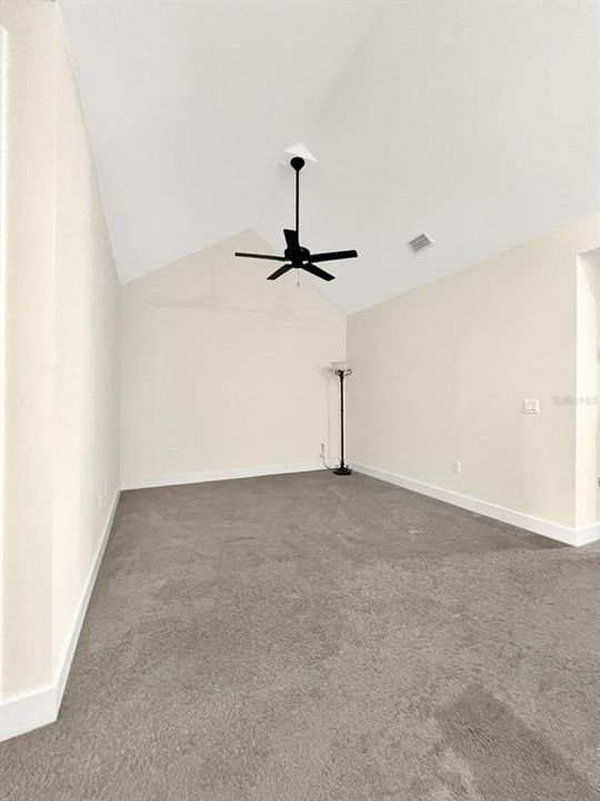 For Rent: $2,875 (3 beds, 2 baths, 1899 Square Feet)