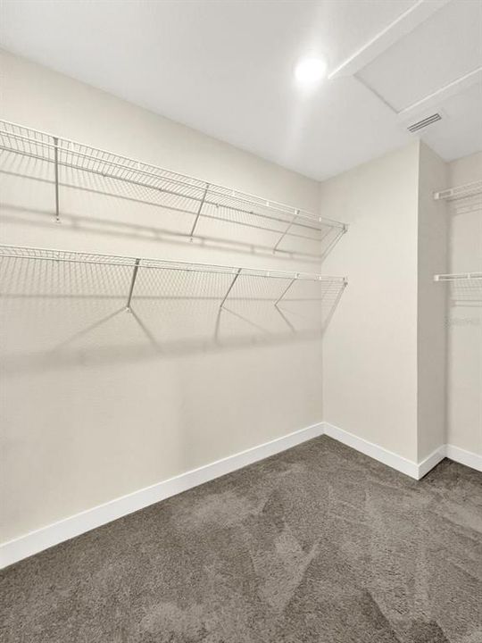 For Rent: $2,875 (3 beds, 2 baths, 1899 Square Feet)