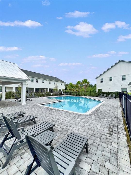 For Rent: $2,875 (3 beds, 2 baths, 1899 Square Feet)
