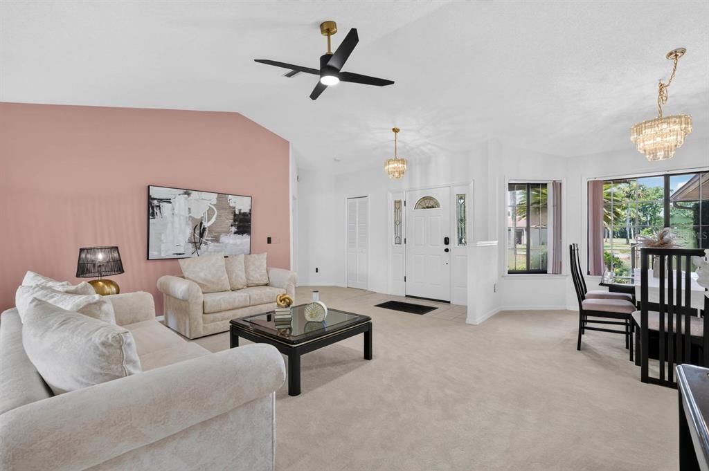 For Sale: $299,900 (3 beds, 2 baths, 1688 Square Feet)