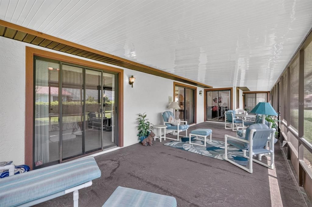 For Sale: $299,900 (3 beds, 2 baths, 1688 Square Feet)