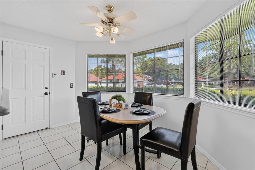 For Sale: $299,900 (3 beds, 2 baths, 1688 Square Feet)