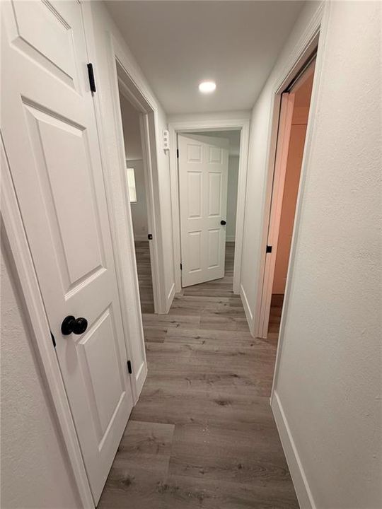 For Rent: $2,100 (2 beds, 1 baths, 1128 Square Feet)