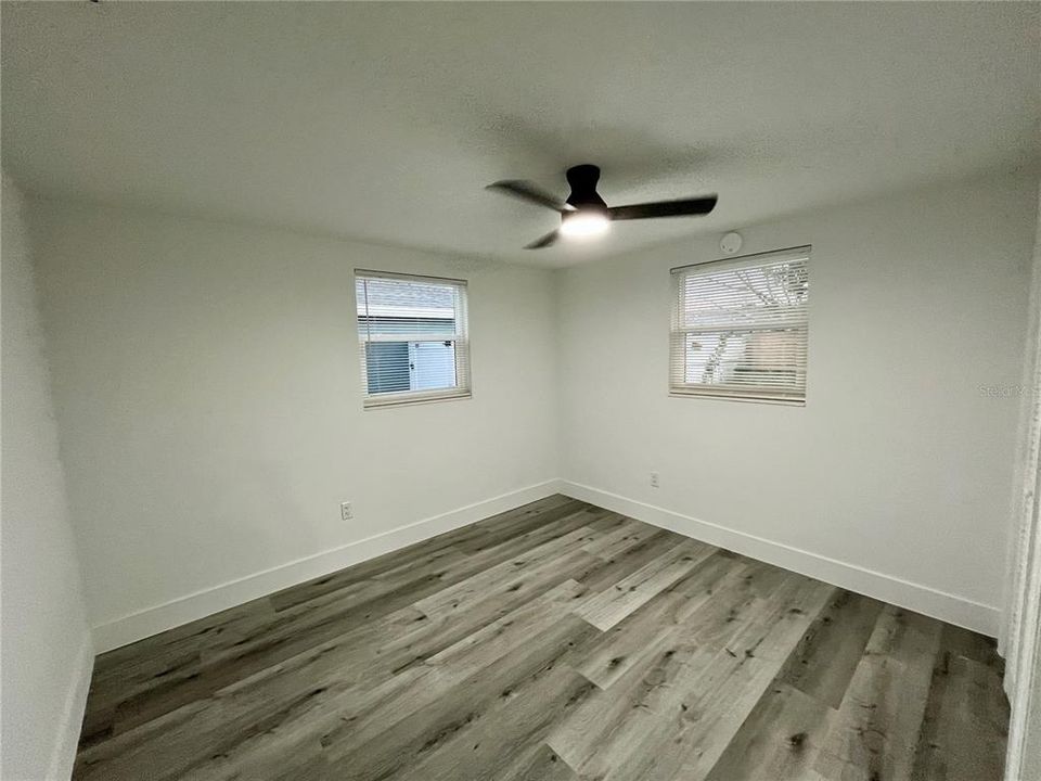 For Rent: $2,100 (2 beds, 1 baths, 1128 Square Feet)