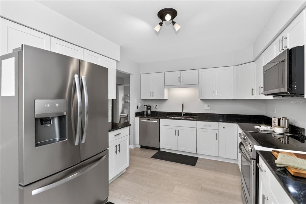 For Rent: $3,900 (4 beds, 2 baths, 2645 Square Feet)