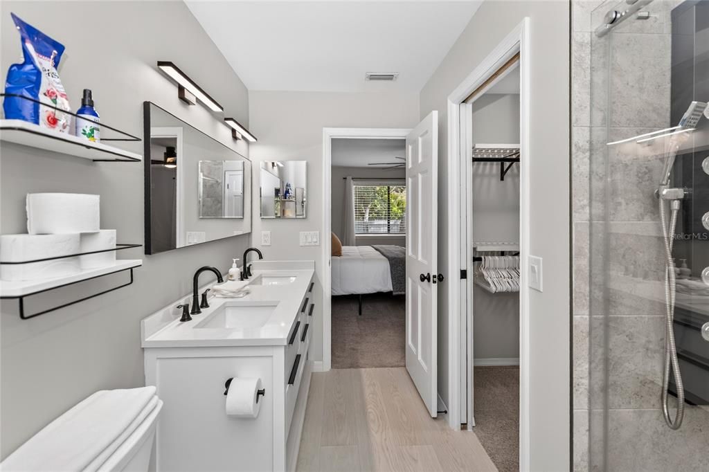 For Rent: $3,900 (4 beds, 2 baths, 2645 Square Feet)