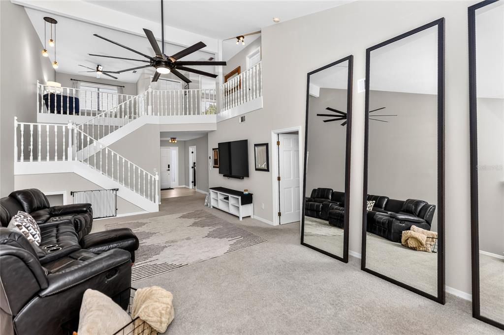 For Rent: $3,900 (4 beds, 2 baths, 2645 Square Feet)