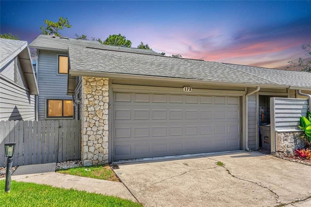 For Rent: $3,900 (4 beds, 2 baths, 2645 Square Feet)