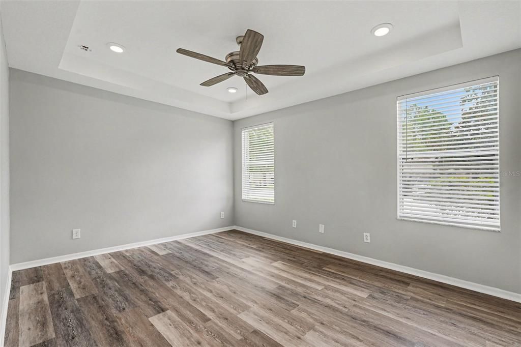 For Rent: $2,650 (4 beds, 2 baths, 1484 Square Feet)