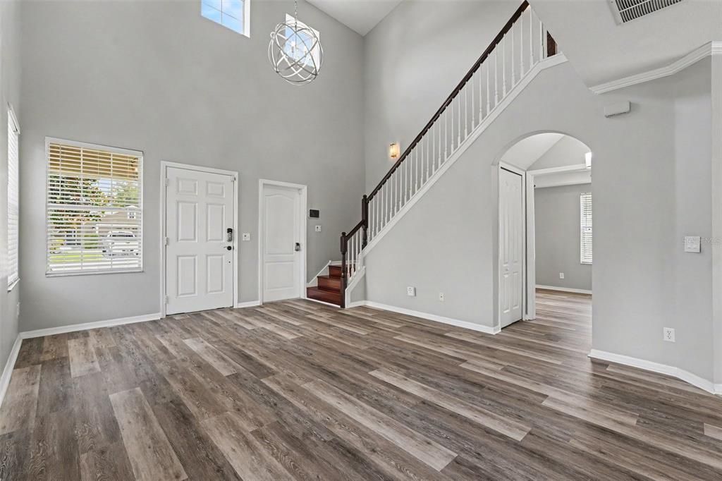 For Rent: $2,650 (4 beds, 2 baths, 1484 Square Feet)