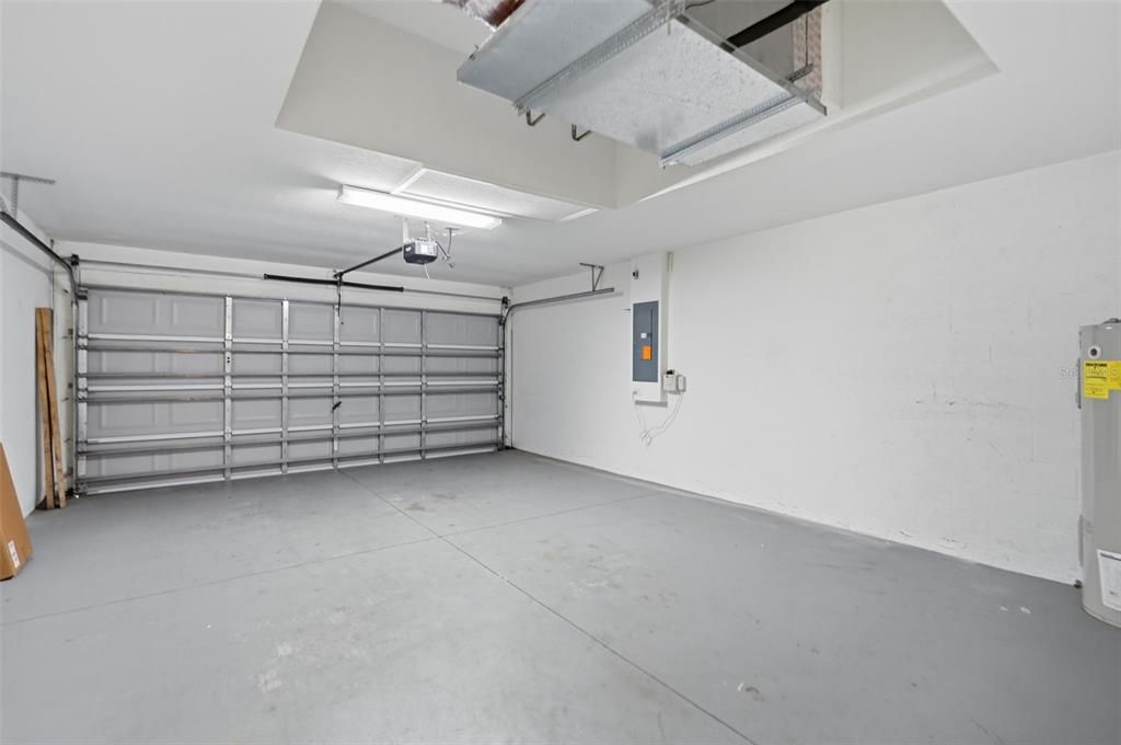 En Venta: $389,900 (3 camas, 2 baños, 2341 Pies cuadrados)