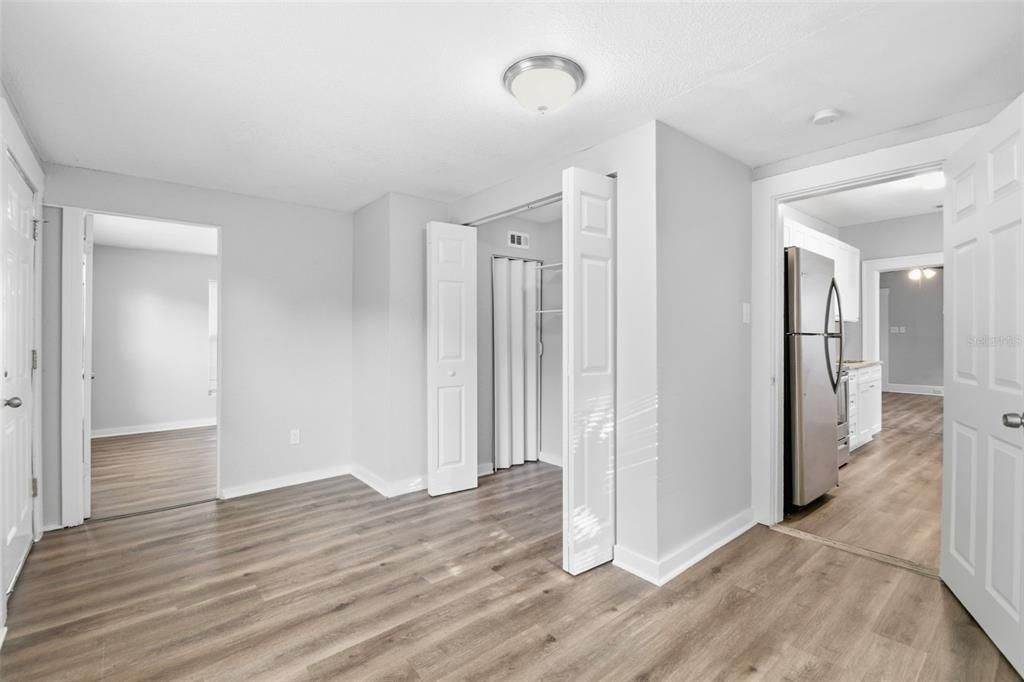 For Sale: $265,000 (3 beds, 1 baths, 1106 Square Feet)