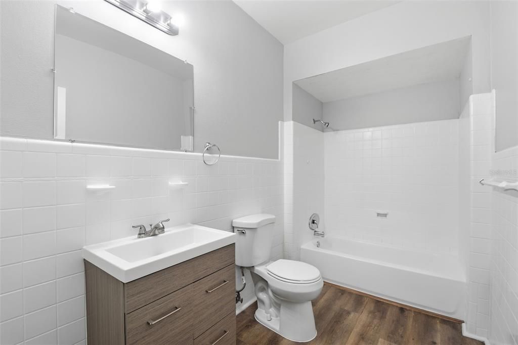 For Sale: $265,000 (3 beds, 1 baths, 1106 Square Feet)