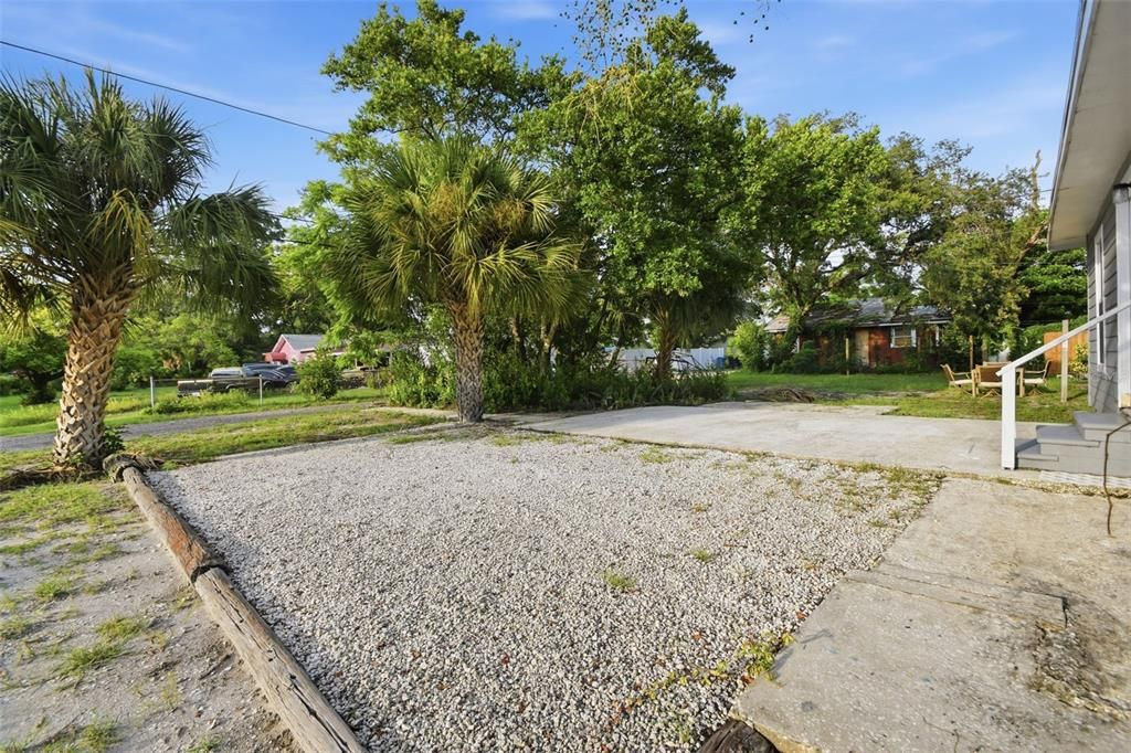 For Sale: $265,000 (3 beds, 1 baths, 1106 Square Feet)