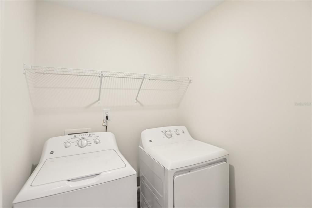 En Renta: $2,500 (3 camas, 2 baños, 1662 Pies cuadrados)