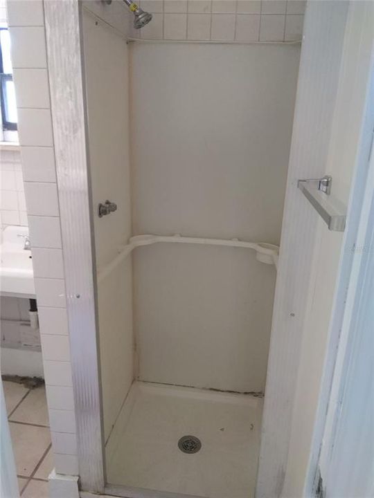For Rent: $995 (0 beds, 1 baths, 432 Square Feet)