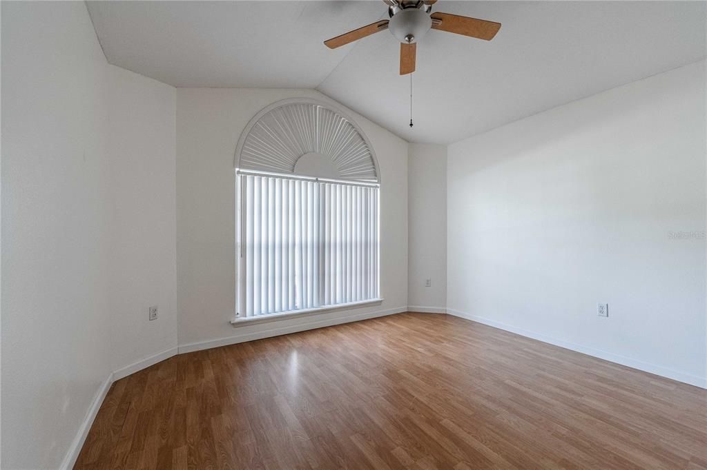 En Venta: $297,000 (3 camas, 2 baños, 1438 Pies cuadrados)