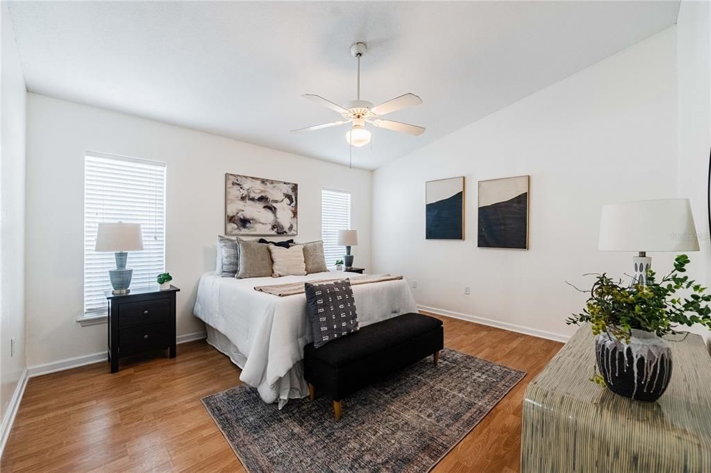 En Venta: $297,000 (3 camas, 2 baños, 1438 Pies cuadrados)