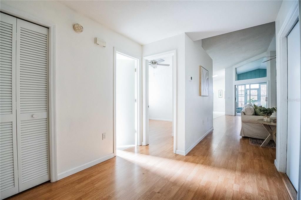 En Venta: $297,000 (3 camas, 2 baños, 1438 Pies cuadrados)