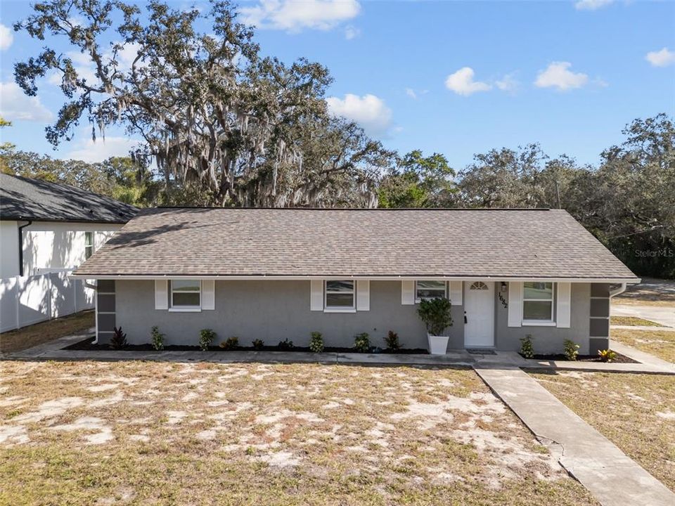 For Rent: $2,250 (3 beds, 1 baths, 1344 Square Feet)