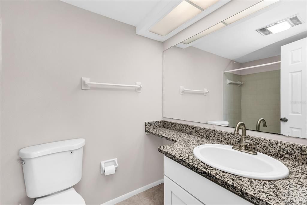For Sale: $87,000 (1 beds, 1 baths, 647 Square Feet)