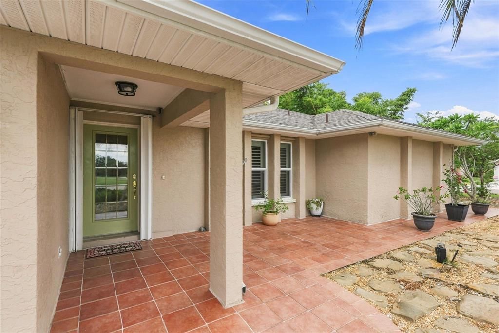 For Sale: $450,000 (3 beds, 2 baths, 2087 Square Feet)
