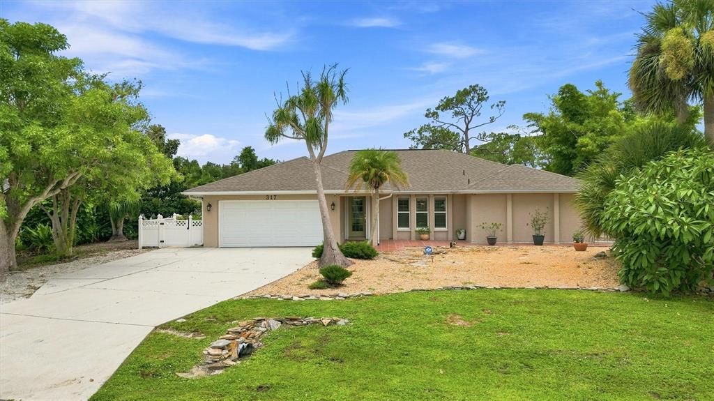 For Sale: $450,000 (3 beds, 2 baths, 2087 Square Feet)