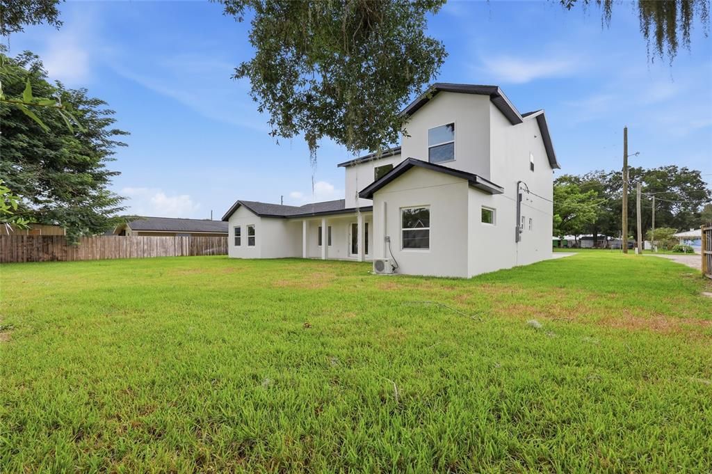 For Sale: $795,000 (5 beds, 4 baths, 2943 Square Feet)