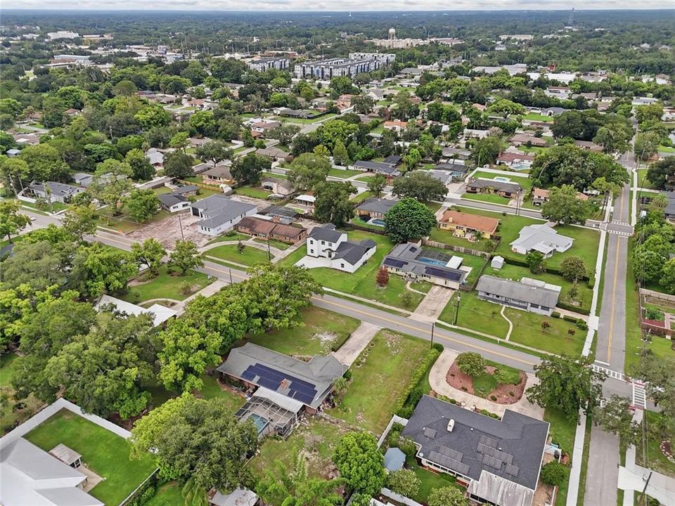 For Sale: $795,000 (5 beds, 4 baths, 2943 Square Feet)
