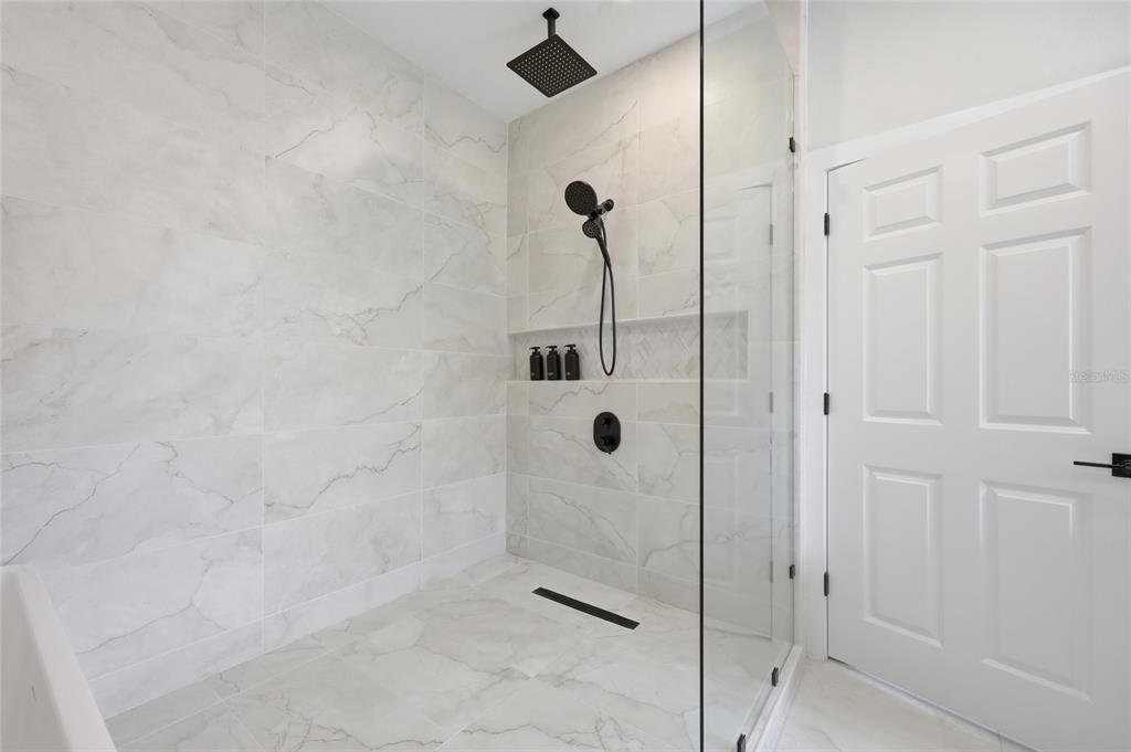 For Sale: $795,000 (5 beds, 4 baths, 2943 Square Feet)