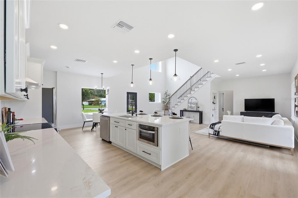For Sale: $795,000 (5 beds, 4 baths, 2943 Square Feet)