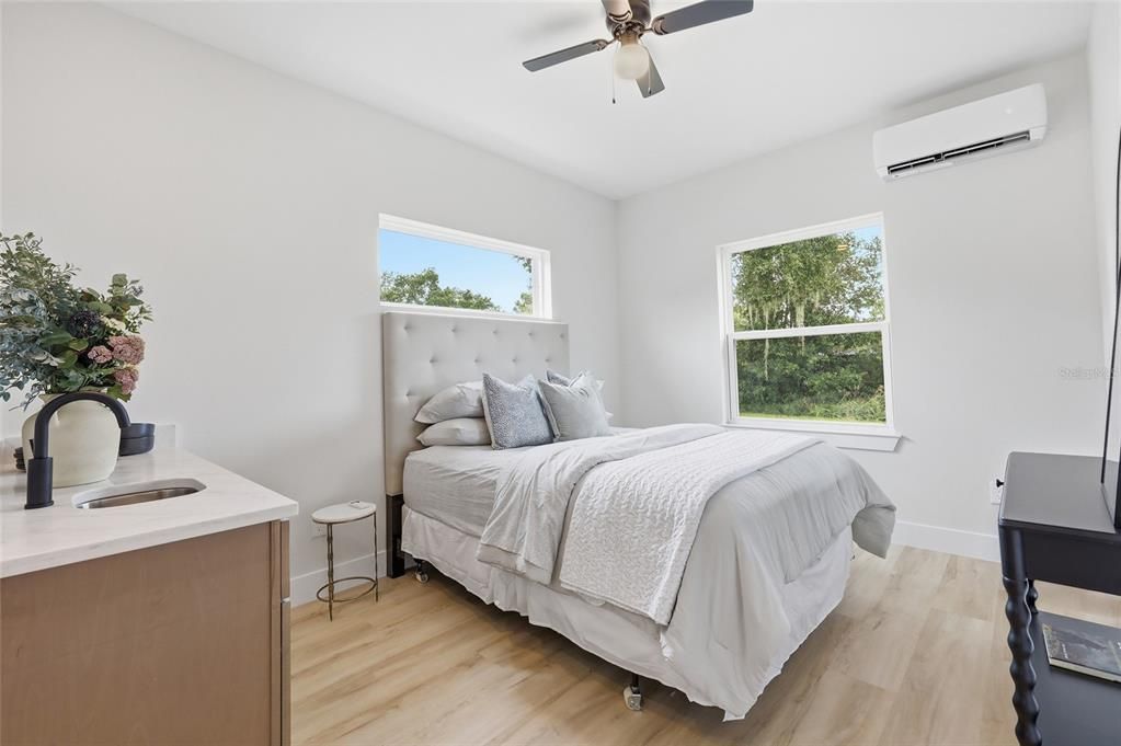 For Sale: $795,000 (5 beds, 4 baths, 2943 Square Feet)