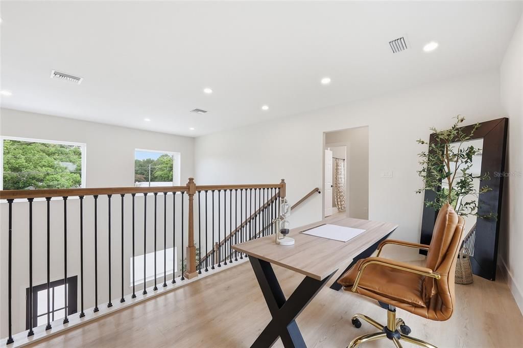 For Sale: $795,000 (5 beds, 4 baths, 2943 Square Feet)