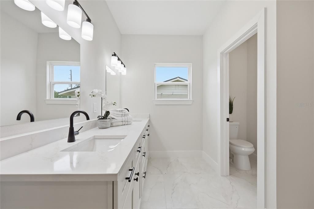 For Sale: $795,000 (5 beds, 4 baths, 2943 Square Feet)