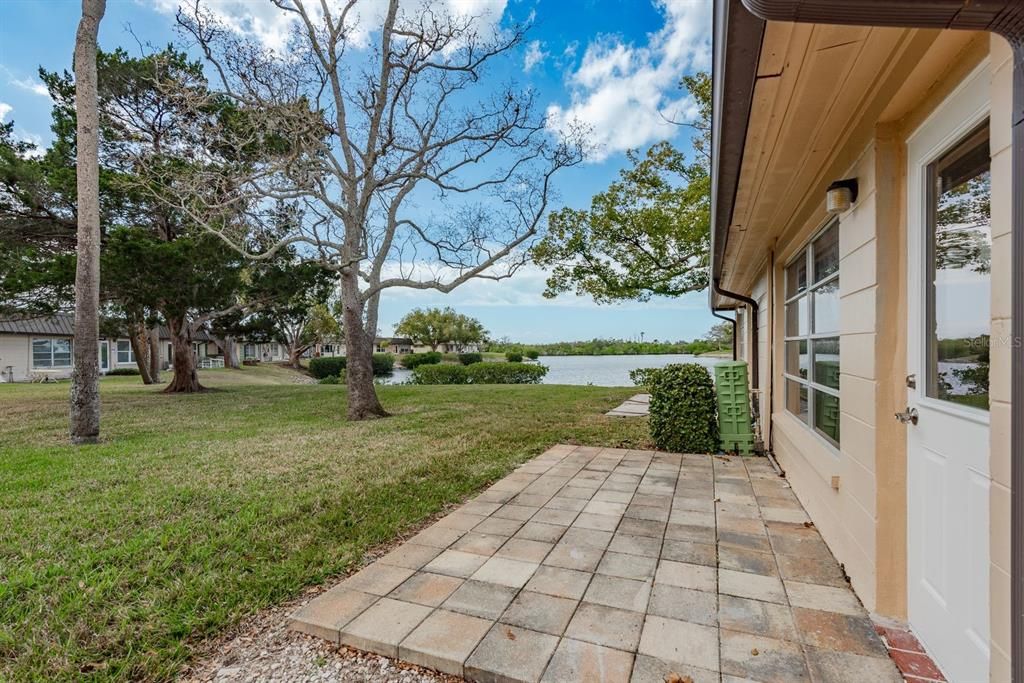 Active With Contract: $54,500 (2 beds, 1 baths, 975 Square Feet)