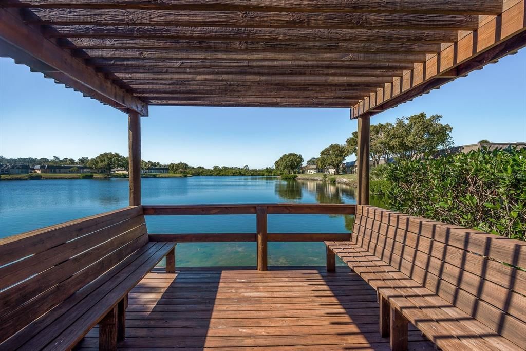 Active With Contract: $54,500 (2 beds, 1 baths, 975 Square Feet)