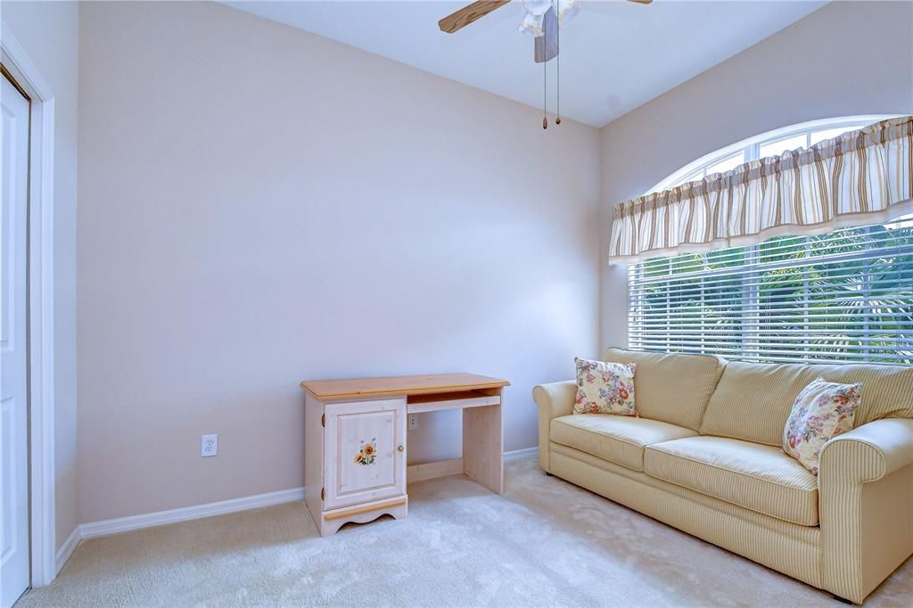 For Sale: $299,000 (3 beds, 2 baths, 1548 Square Feet)