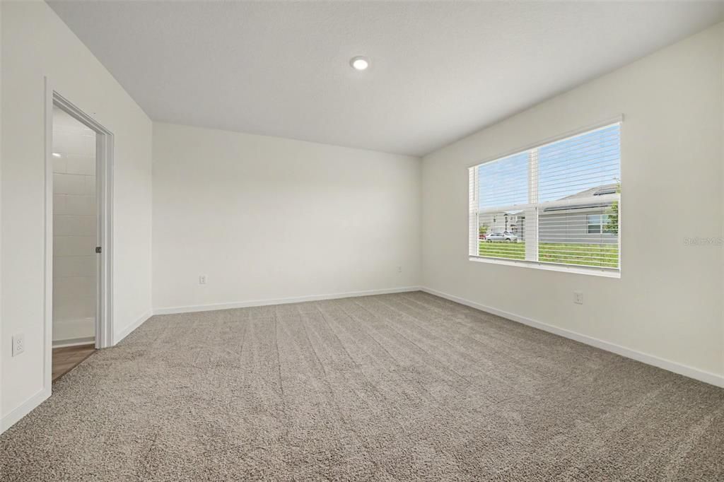 For Rent: $2,800 (3 beds, 2 baths, 1540 Square Feet)