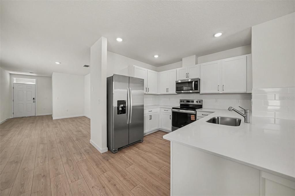 For Rent: $2,800 (3 beds, 2 baths, 1540 Square Feet)