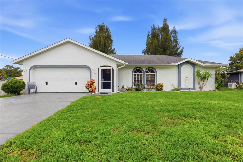 For Sale: $339,000 (4 beds, 2 baths, 1600 Square Feet)